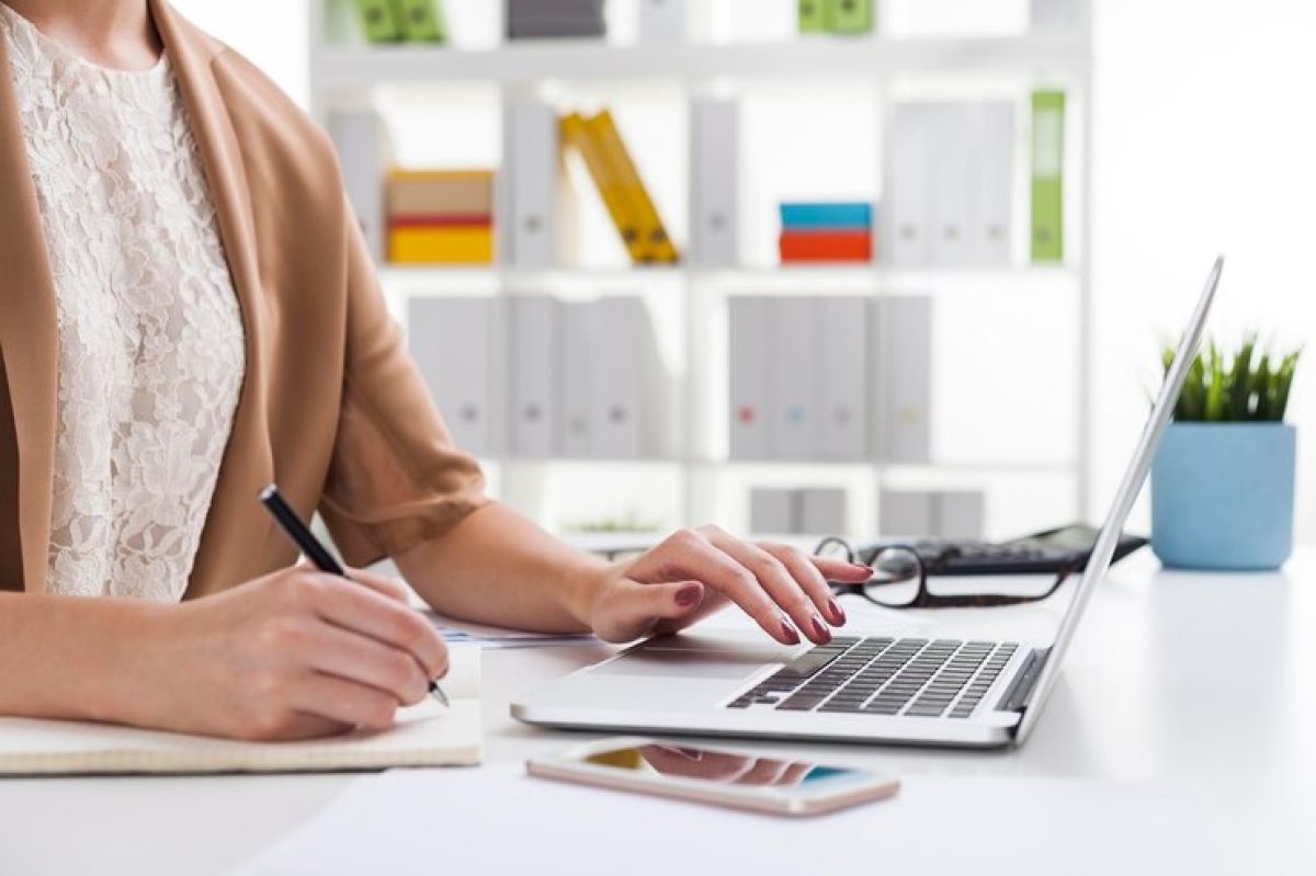 Guía de gestoría legal para comunicar variaciones en el RETA